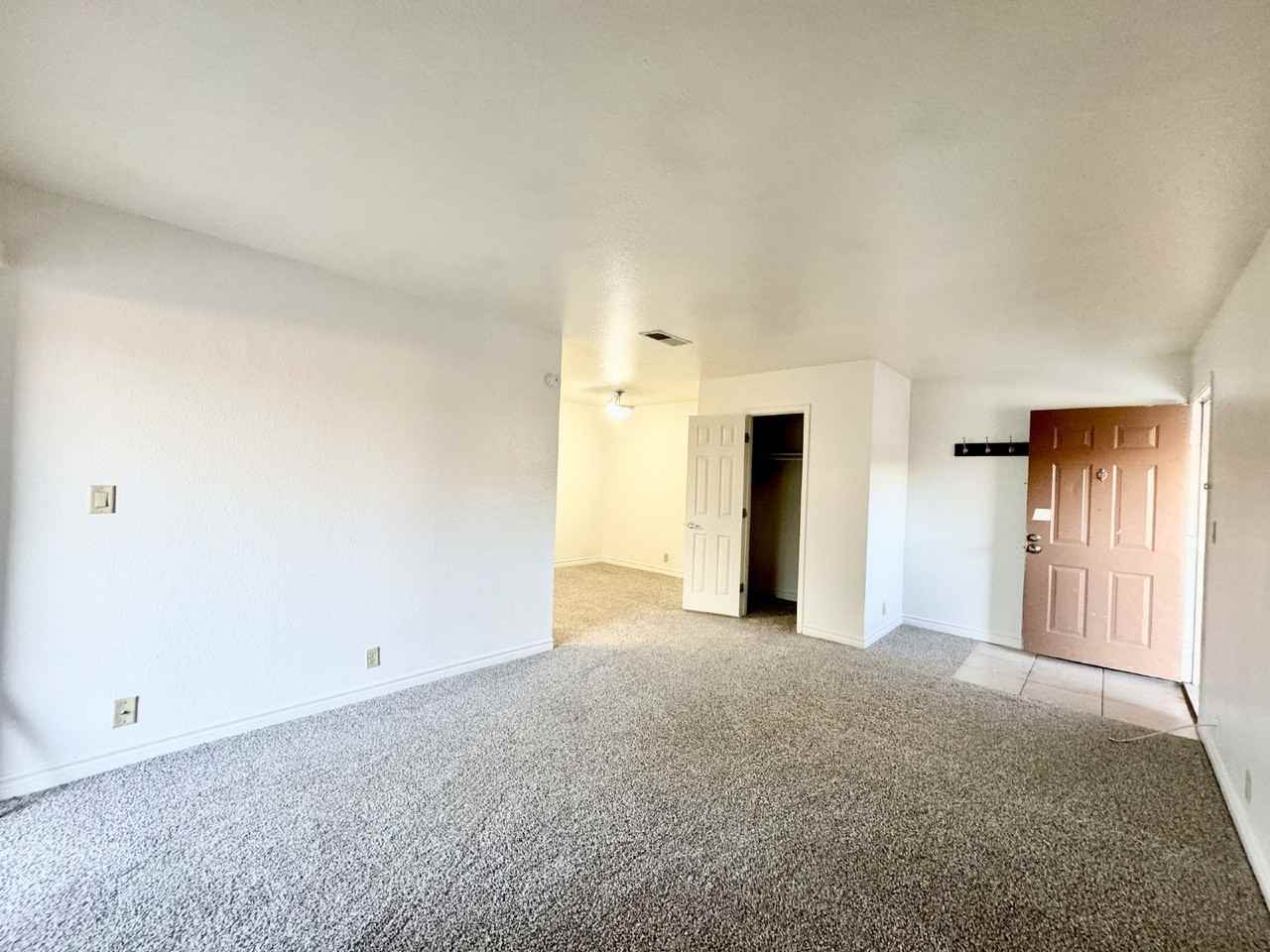 5000 Indian River Dr #484 - Photo 5 of 30