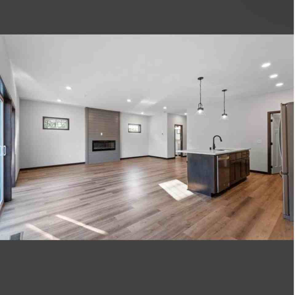 10277 3rd St Ne #A - Photo 3 of 19