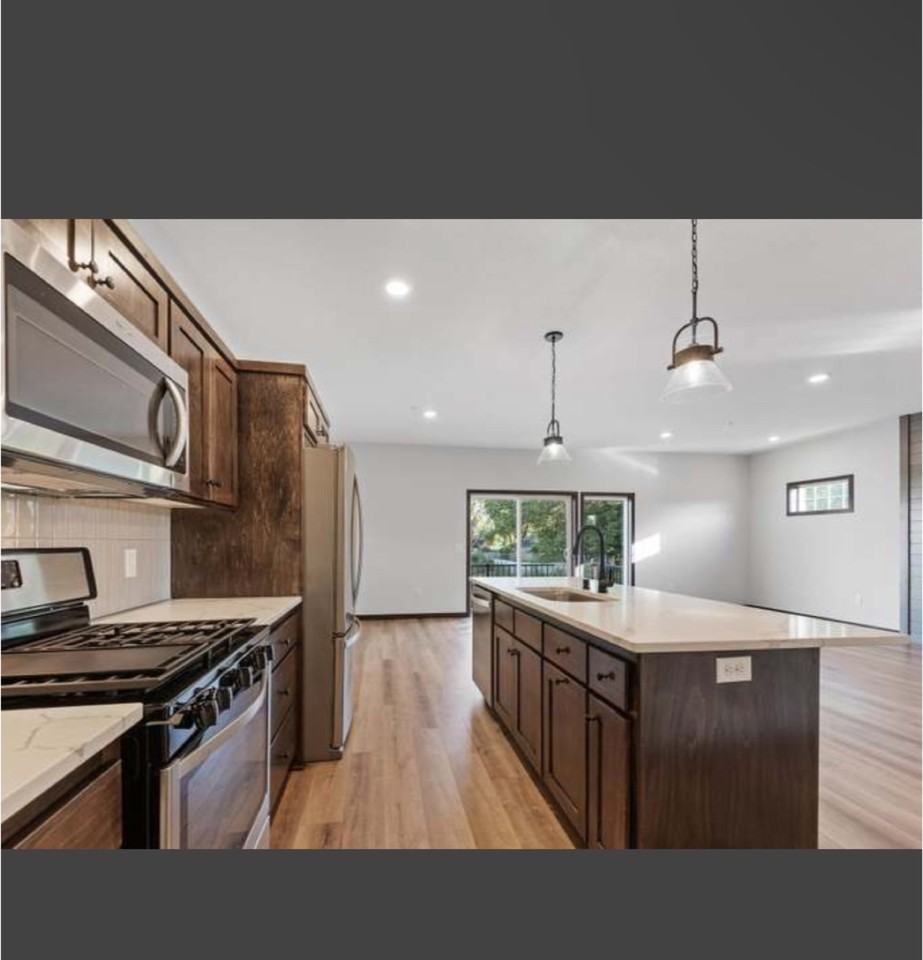 10277 3rd St Ne #A - Photo 5 of 19