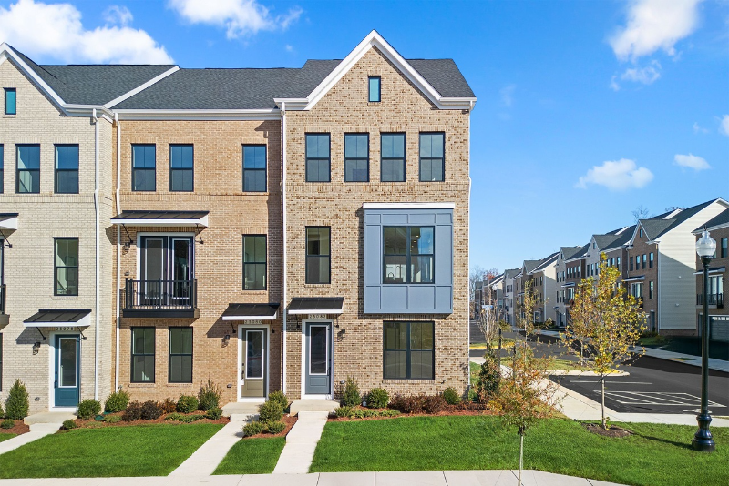 23082 Soaring Heights Ter - Photo 2 of 20