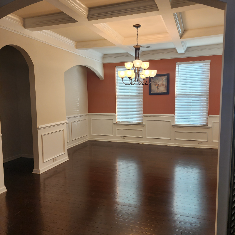 203 Longmont Dr - Photo 2 of 15