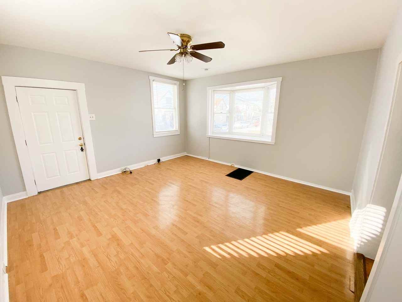 4177 Schiller Pl - Photo 5 of 6