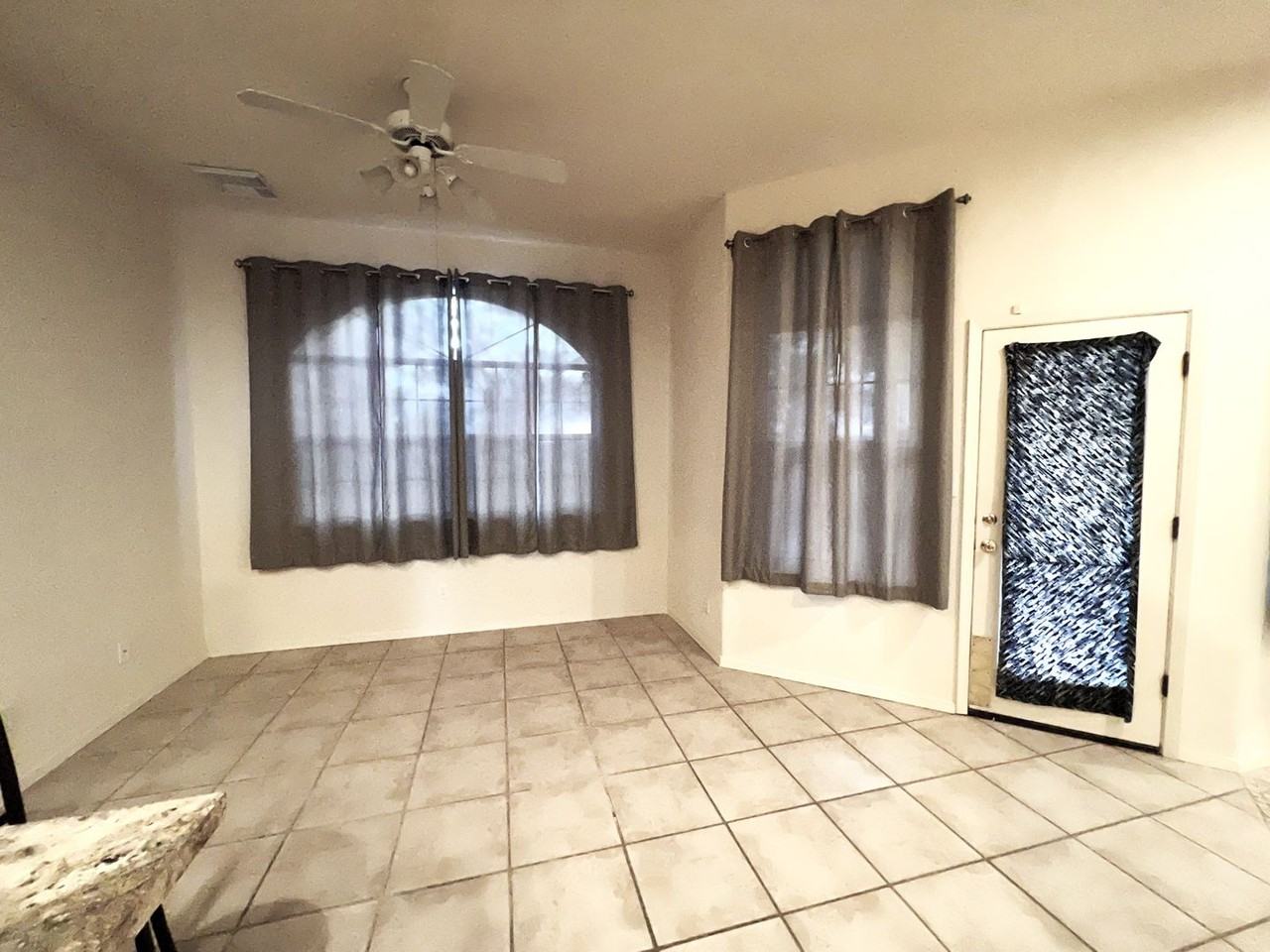 740 Canyon Point Rd - Photo 5 of 24