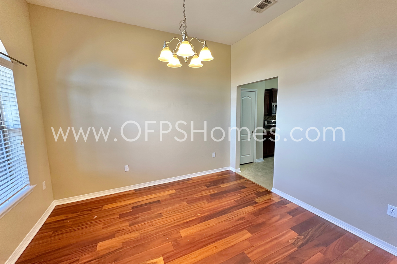 2837 Shoni Dr - Photo 6 of 32