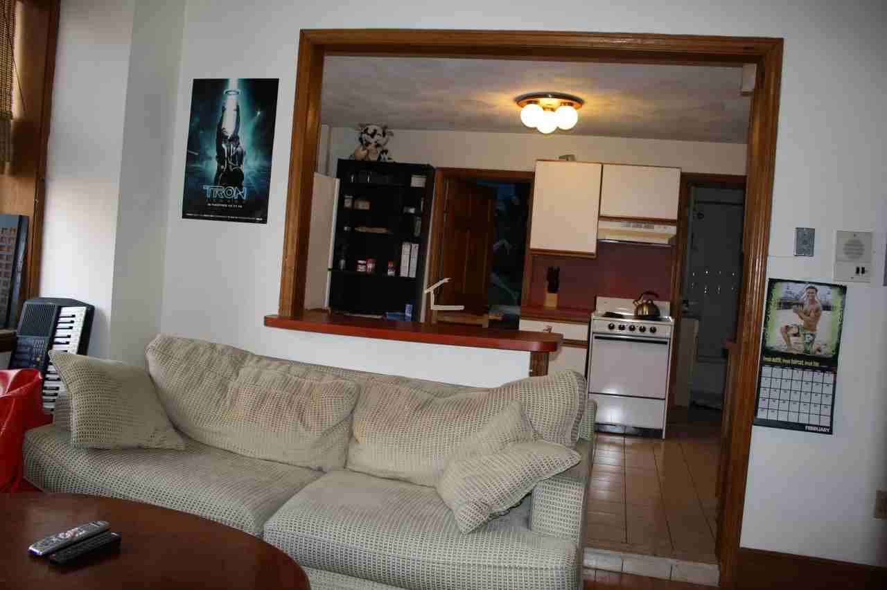 23 Phillips St - Photo 4 of 6