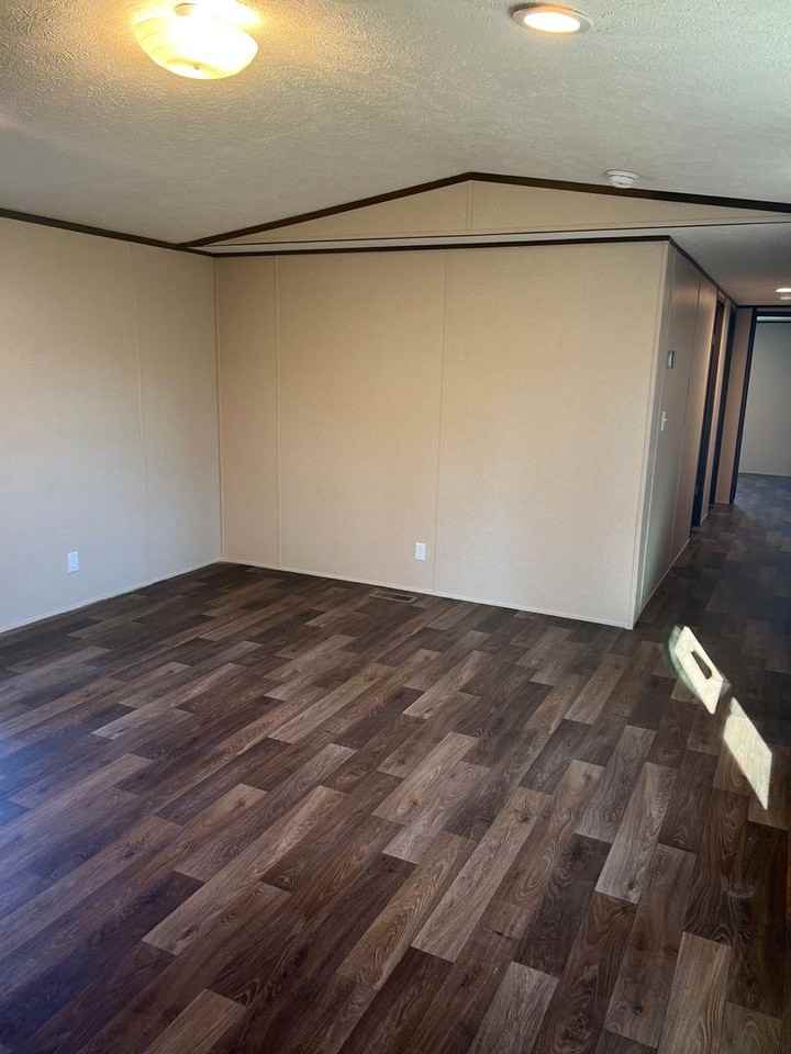 1013 7th Ave - Photo 4 of 19