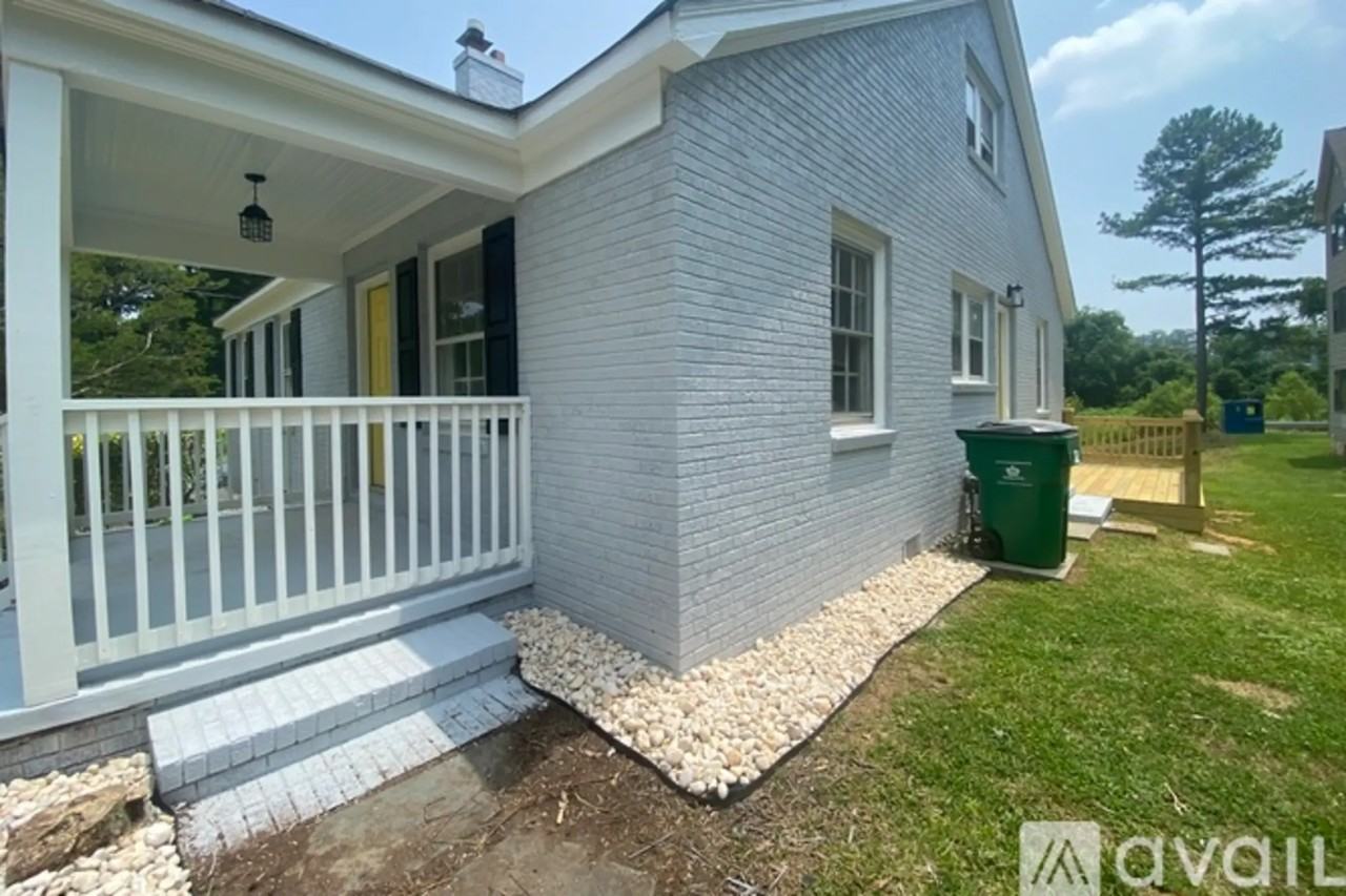 1216 Morningside Dr - Photo 2 of 13