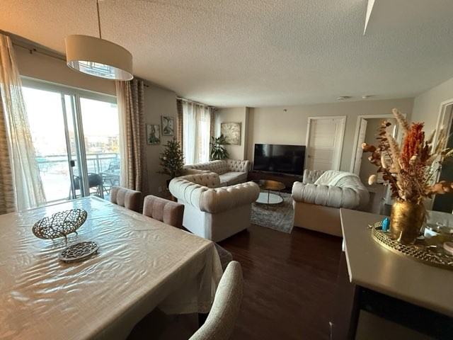 603 Rue Robert-Élie - Photo 5 of 12