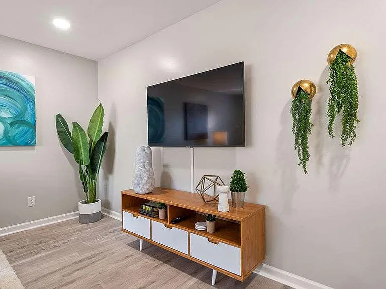 5618 Laurel Ridge Dr - Photo 2 of 18