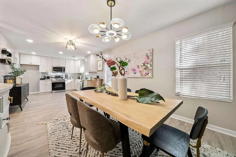 5618 Laurel Ridge Dr - Photo 4 of 18