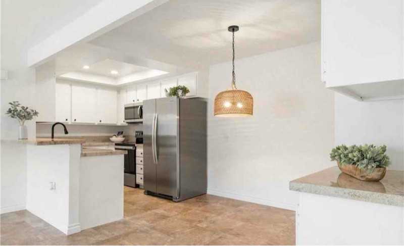 6 Country Mile Rd - Photo 2 of 20