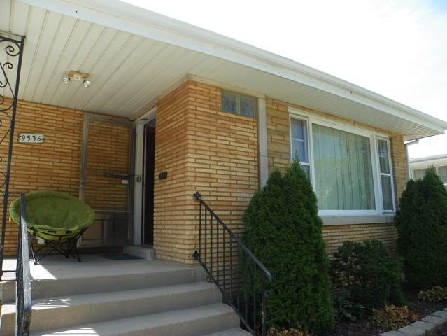 9536 S Harding Ave - Photo 2 of 18