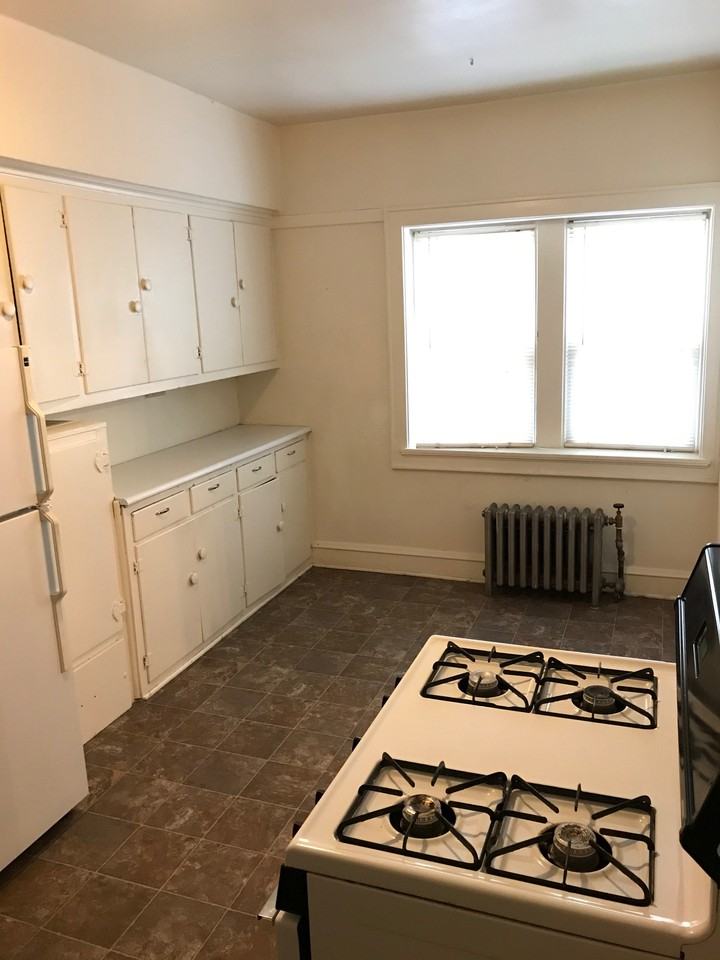 5615 W. Martin Ave - Photo 2 of 6