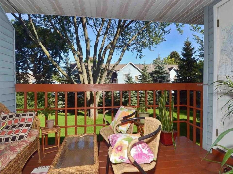 814 N Thompson Dr - Photo 3 of 7