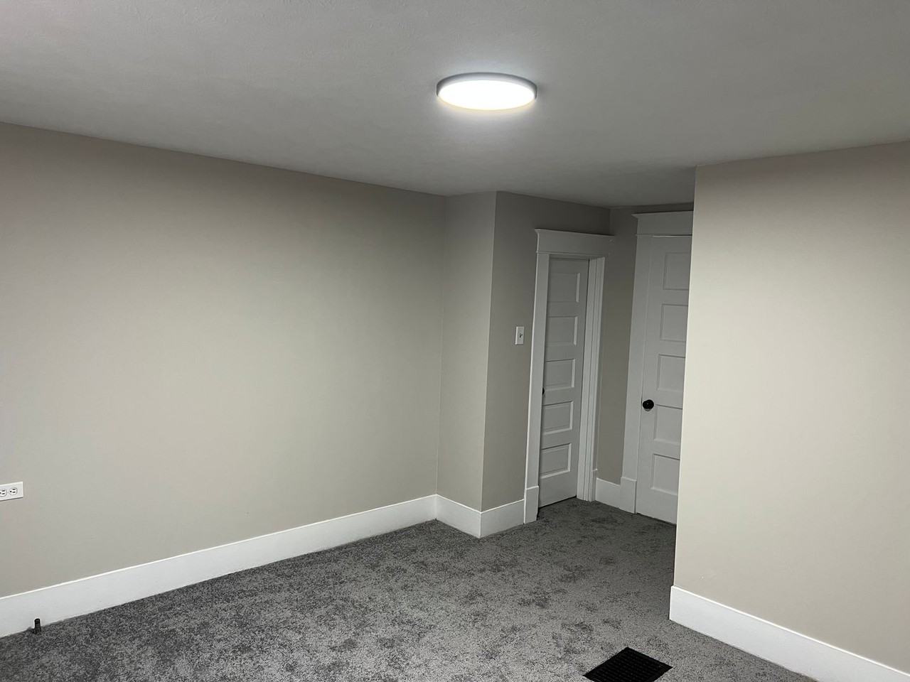 2225 West Oak Street - Photo 6 of 19