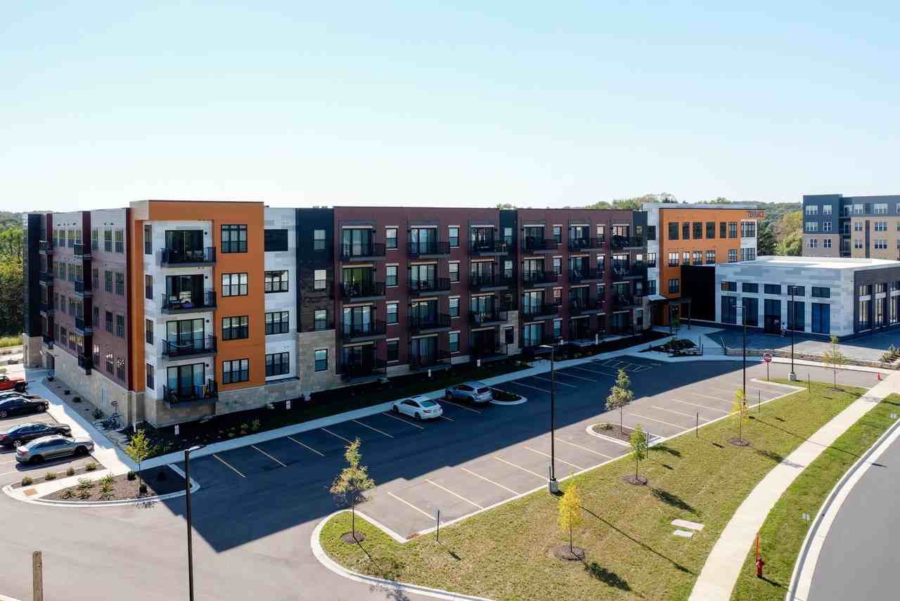 Terrace Point - Photo 4 of 48