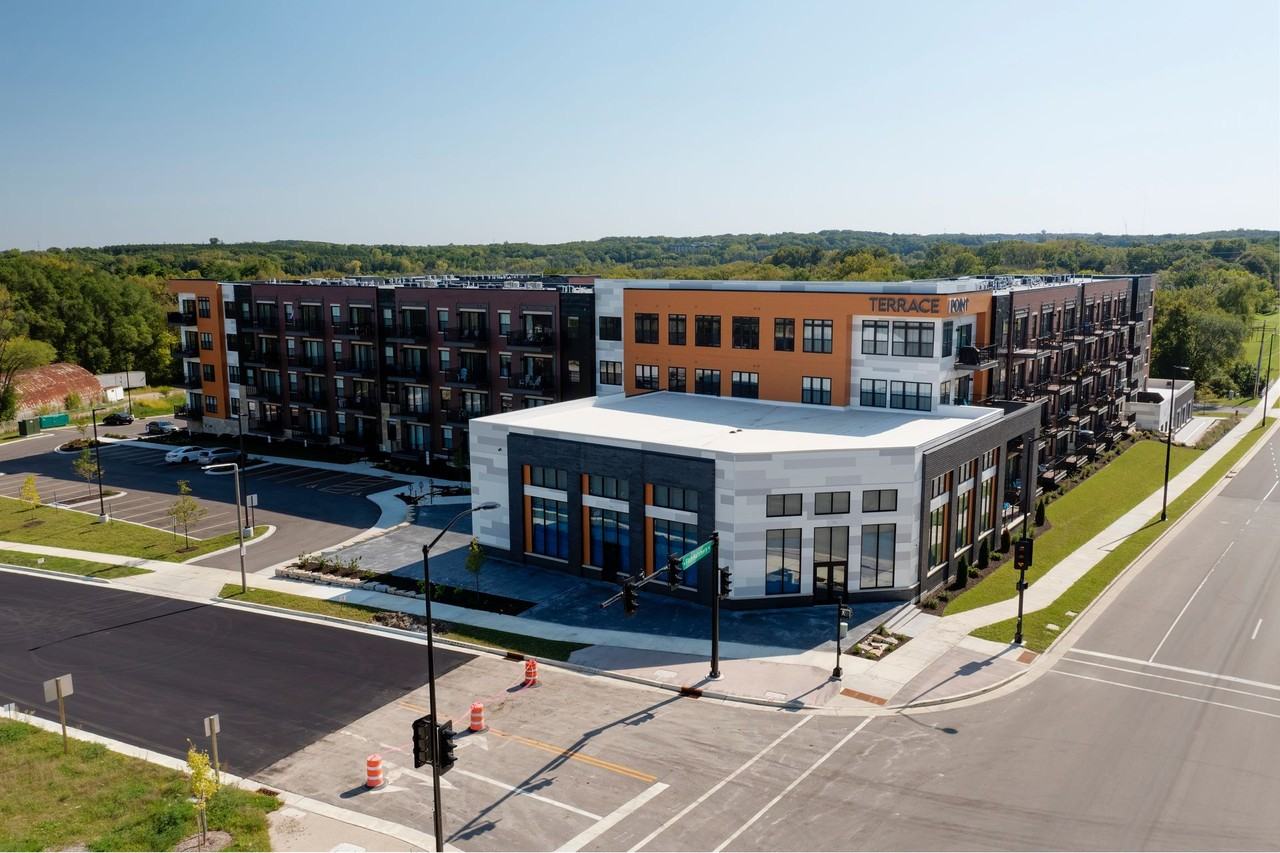 Terrace Point - Photo 3 of 48