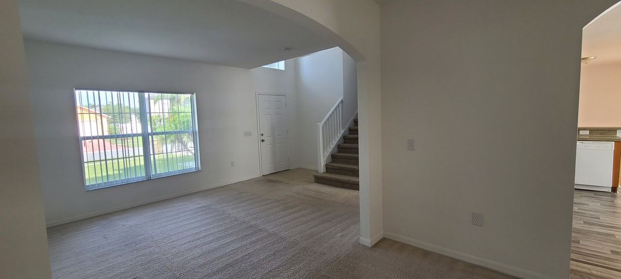 4495 Maple Chase Trl - Photo 3 of 24
