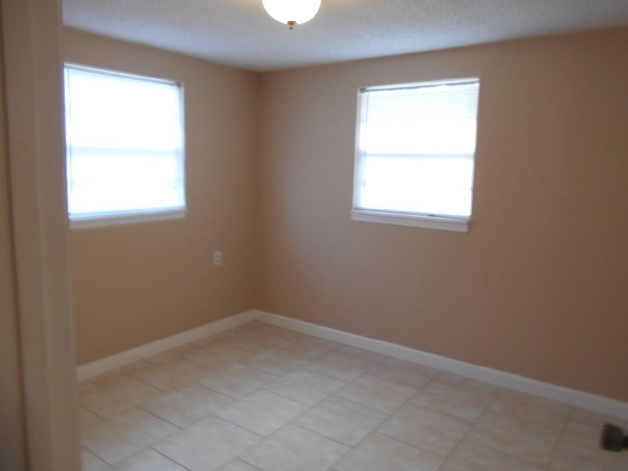 85 Bluff Rd - Photo 3 of 10
