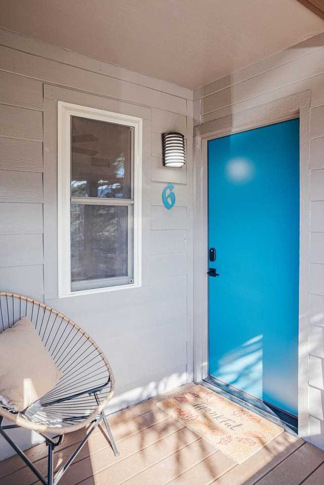 325PR - Photo 2 of 19