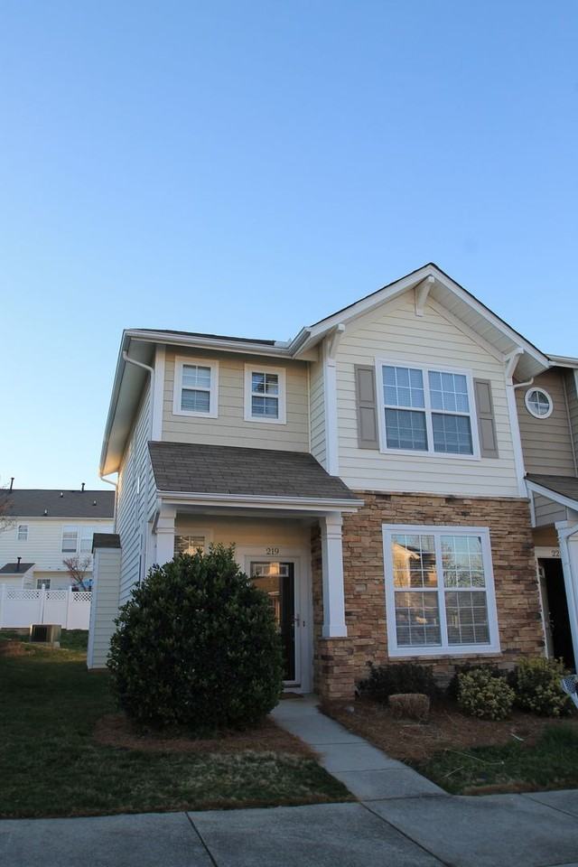 219 Dawn Mist Ln - Photo 2 of 36