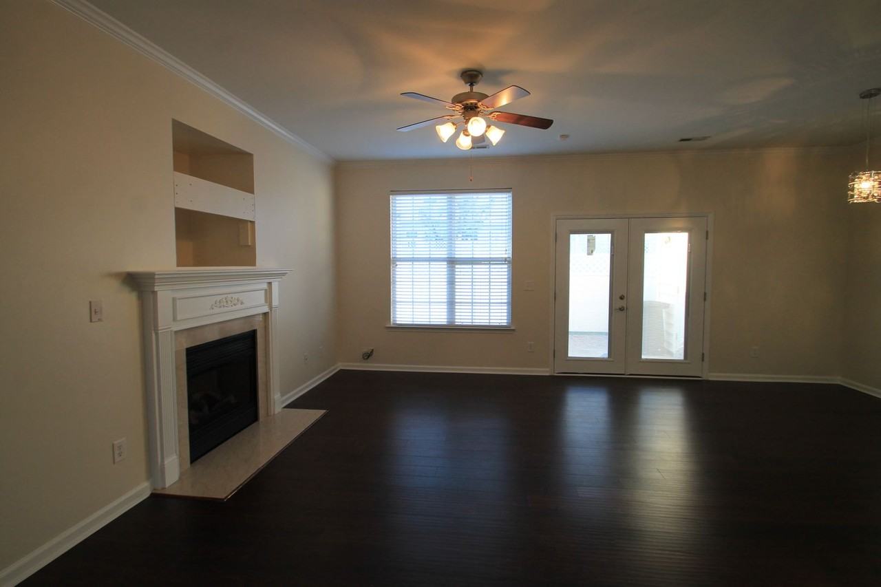 219 Dawn Mist Ln - Photo 4 of 36