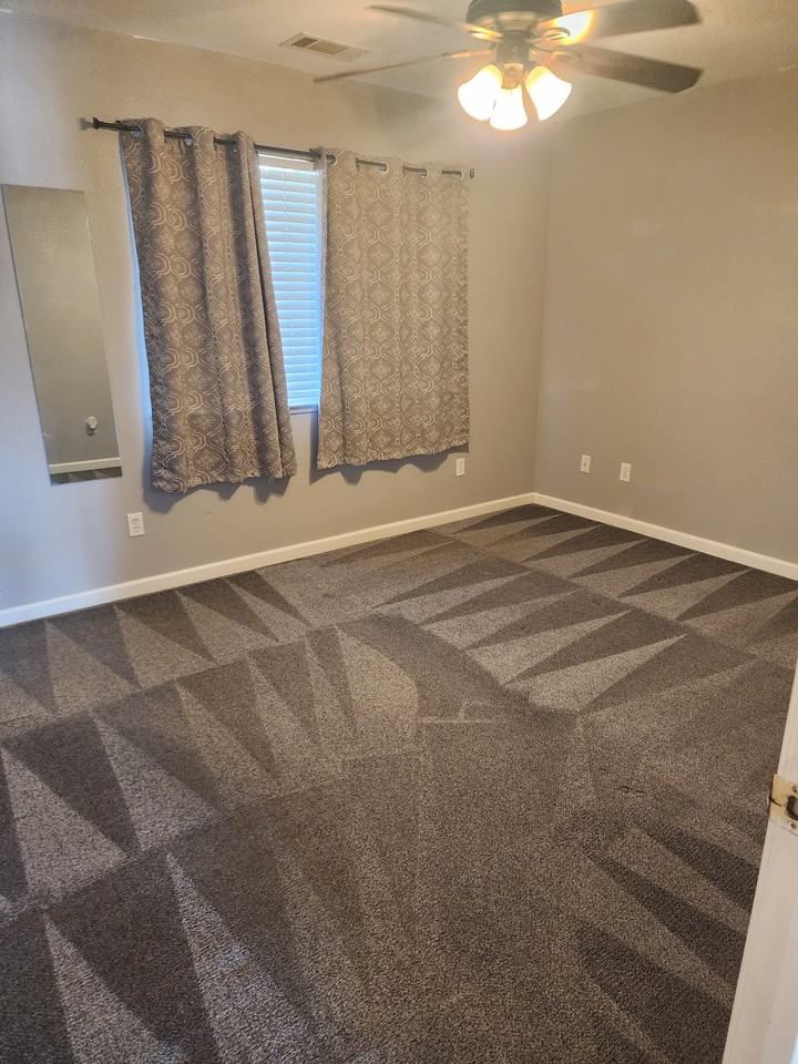 886 Magnetite Way #NA - Photo 3 of 3