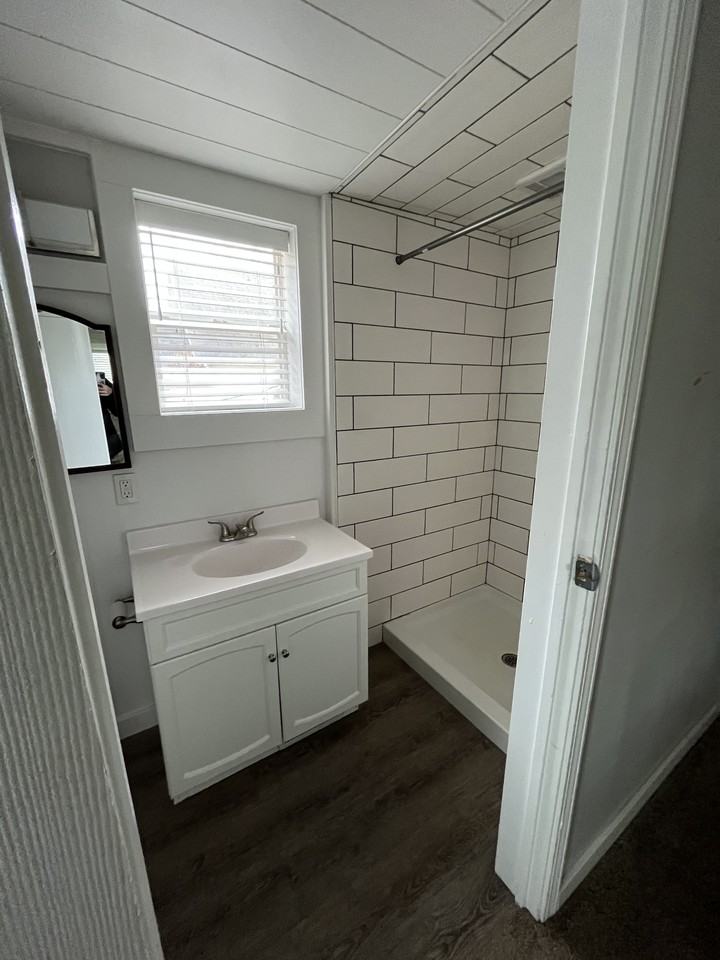 917 Innes St Ne #NA - Photo 6 of 20