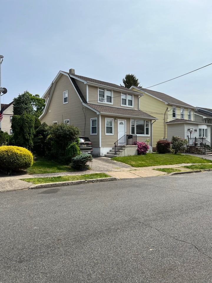 77 Wesley St #NA