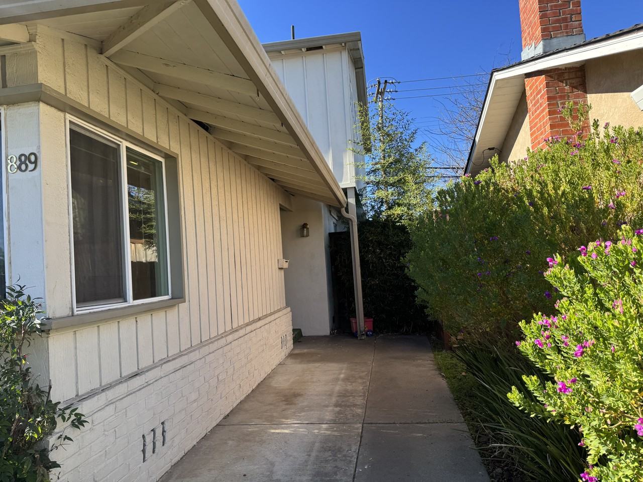 889 Brentwood Dr #NA - Photo 2 of 23