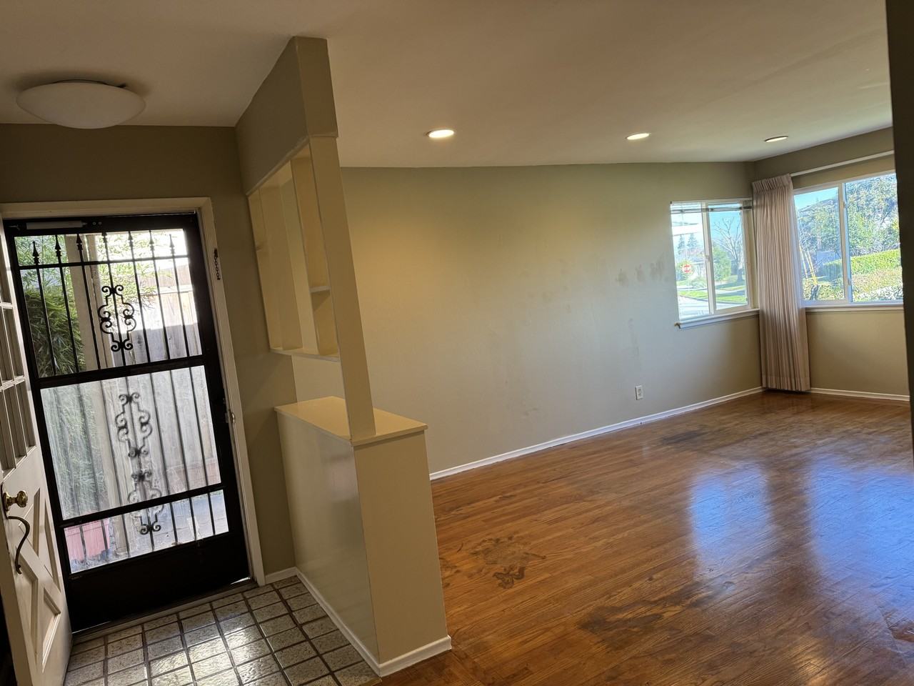 889 Brentwood Dr #NA - Photo 3 of 23