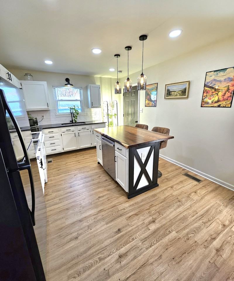 306 Avenue B #NA - Photo 7 of 21