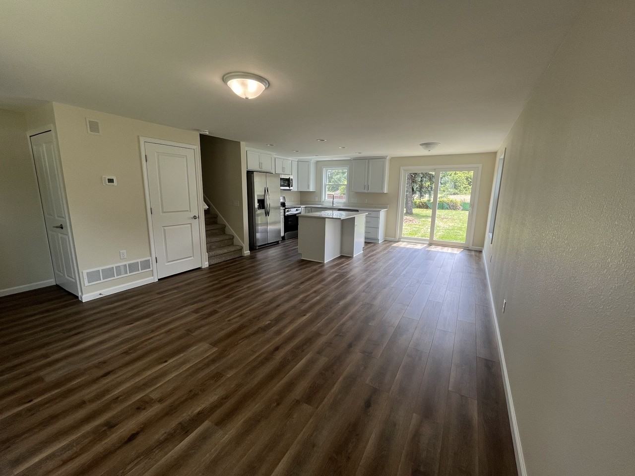 1934 Northgrove Pl #NA - Photo 2 of 16