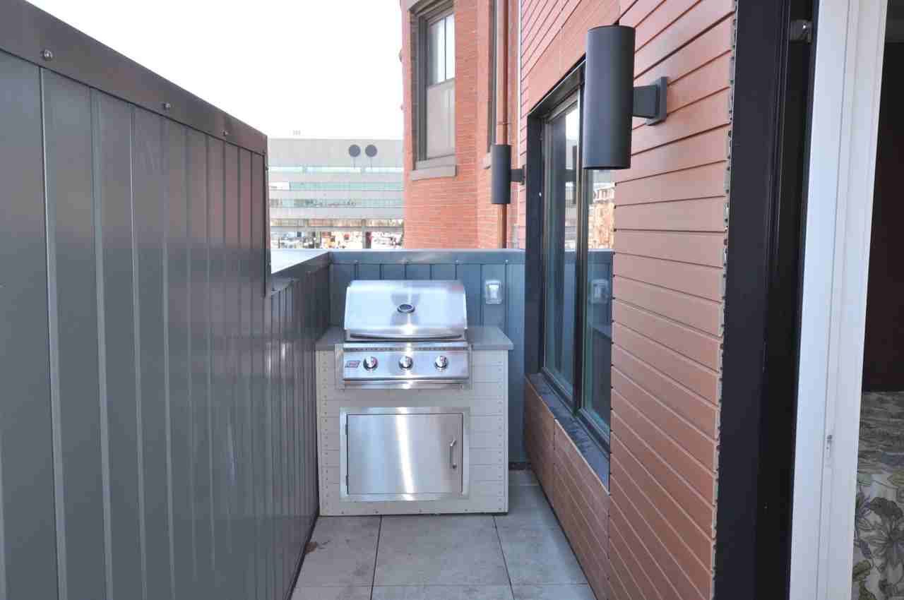 659 Massachusetts Ave #4H - Photo 7 of 12