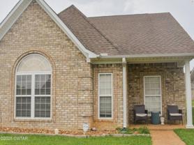 146 Henderson Rd - Photo 1 of 1