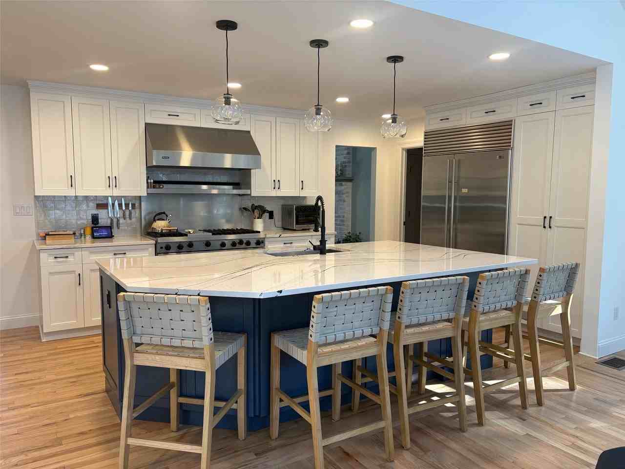 5270 Nassau Point Rd - Photo 3 of 25