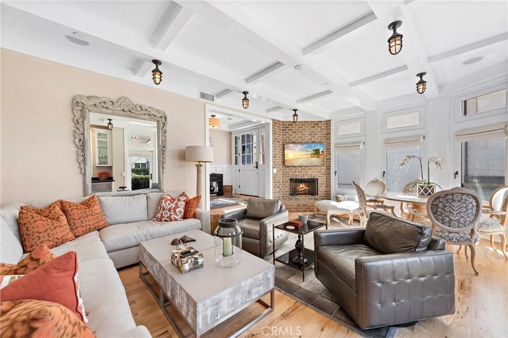 212 Marguerite Ave - Photo 7 of 28