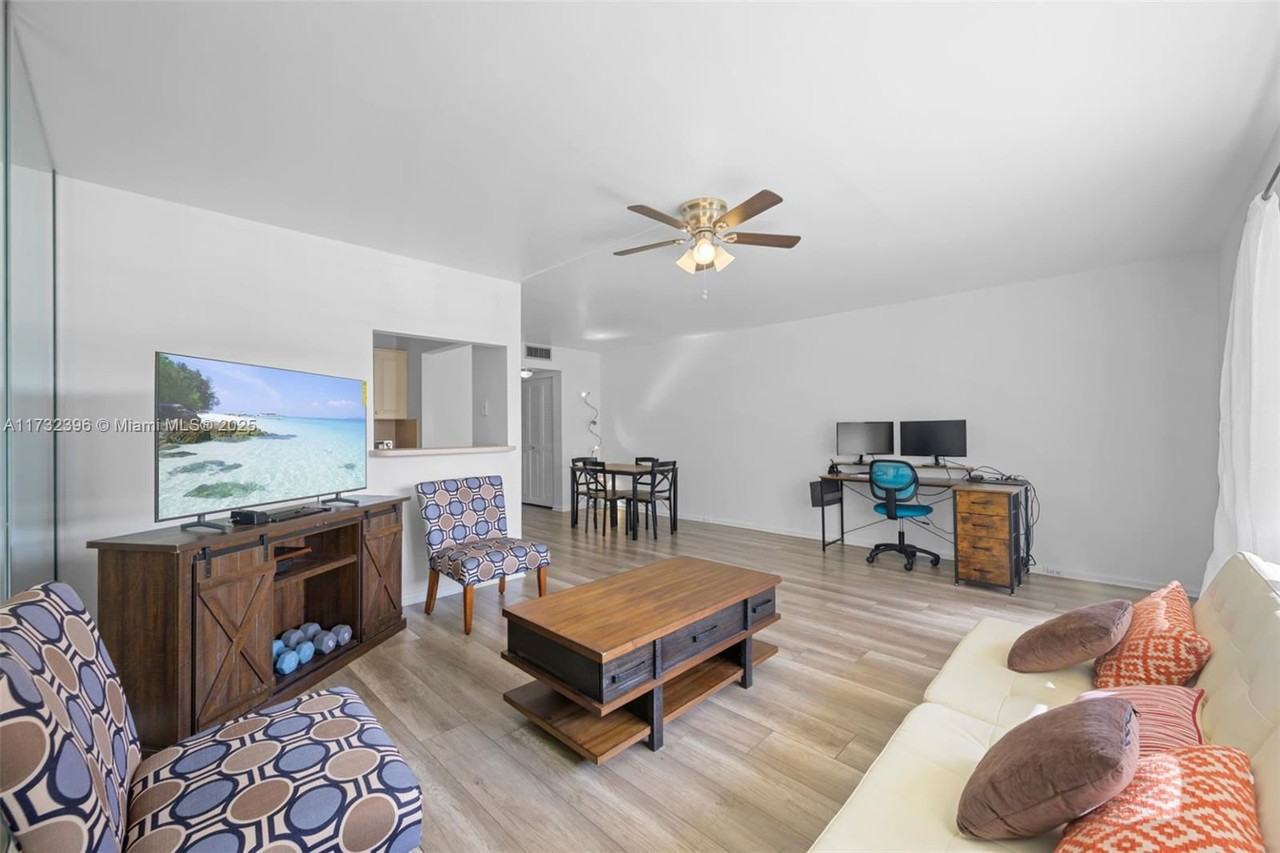 311 Mansfield H #311 - Photo 2 of 8