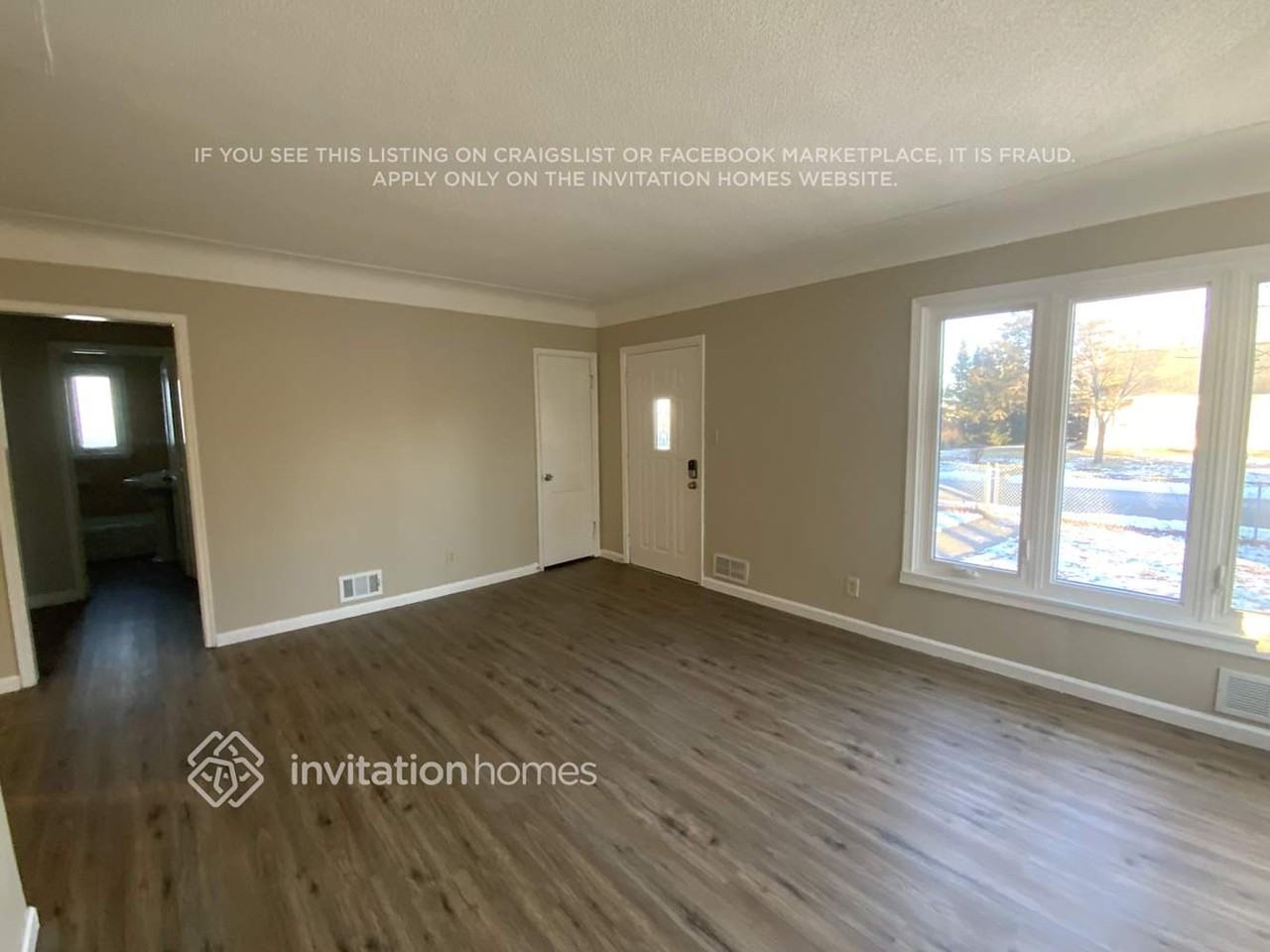 5757 Adair Ave N - Photo 6 of 16