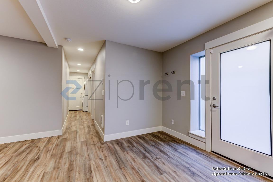 7924 Se Raymond St #B - Photo 2 of 15