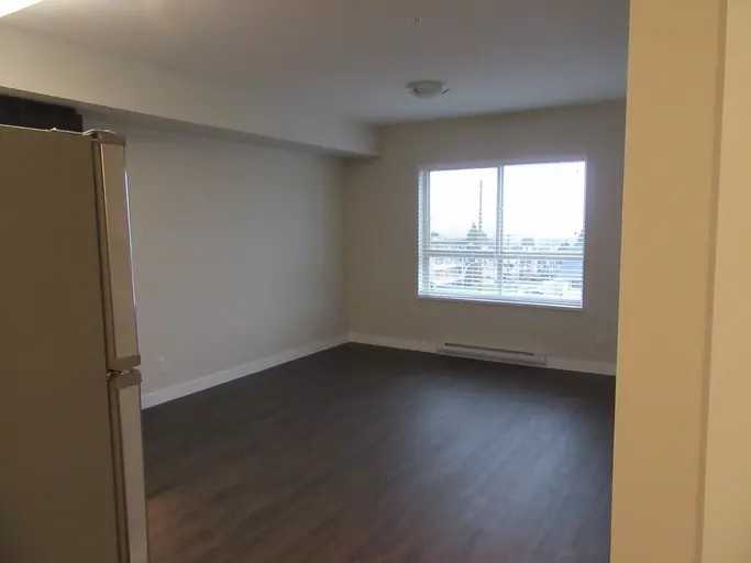 404 Ash St - Photo 2 of 5