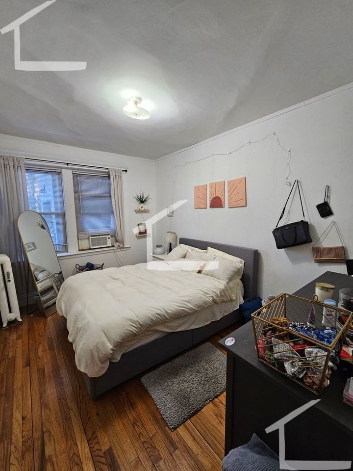 130 Brainerd Rd - Photo 4 of 6