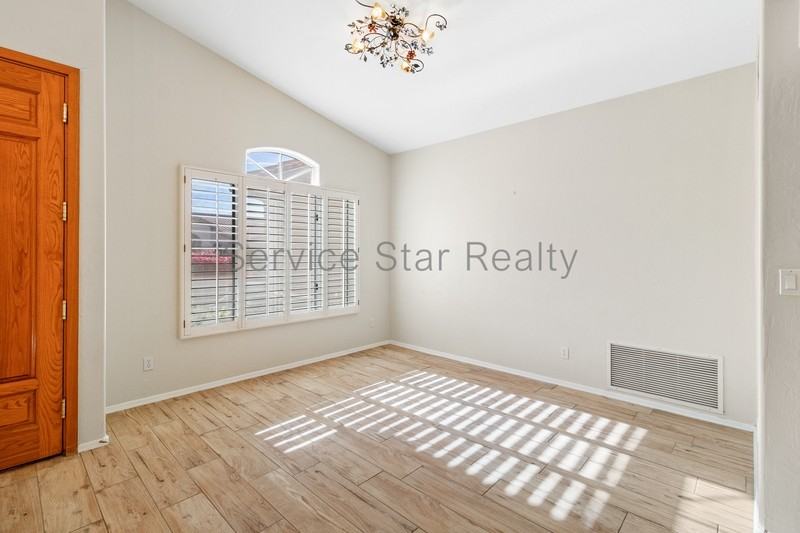 2540 E Cathedral Rock Dr - Photo 7 of 34