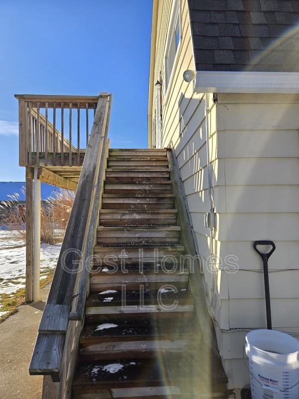 26509 Inkster Rd #EAST - Photo 2 of 11