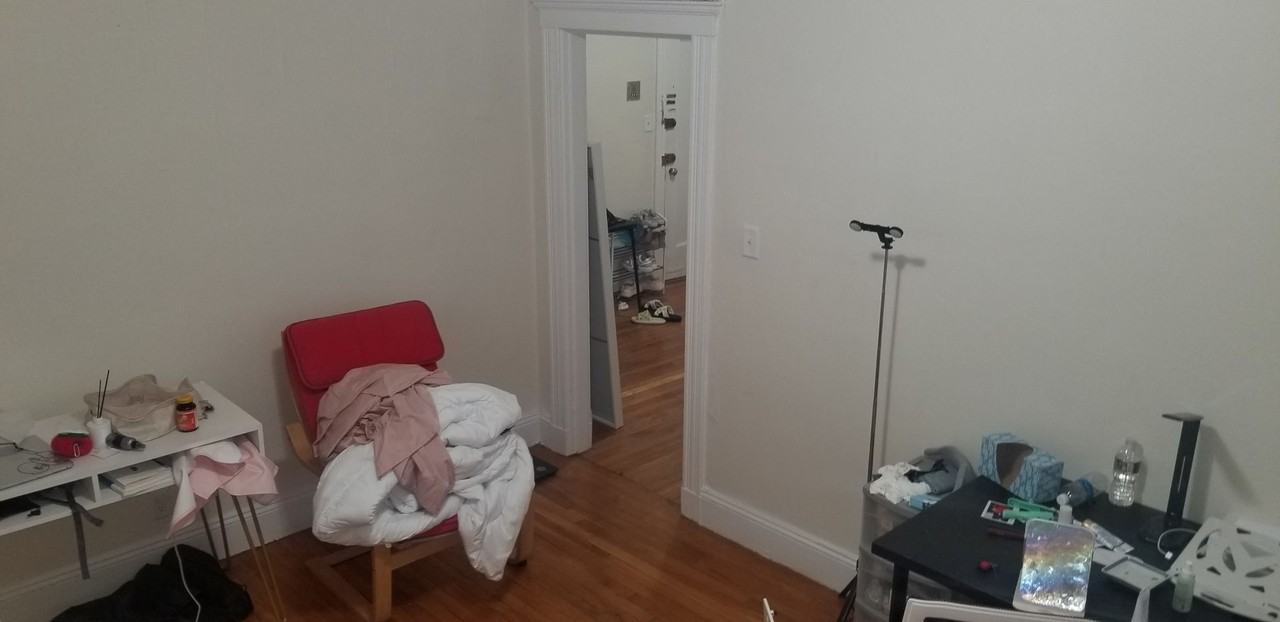 118 Washington St - Photo 3 of 9