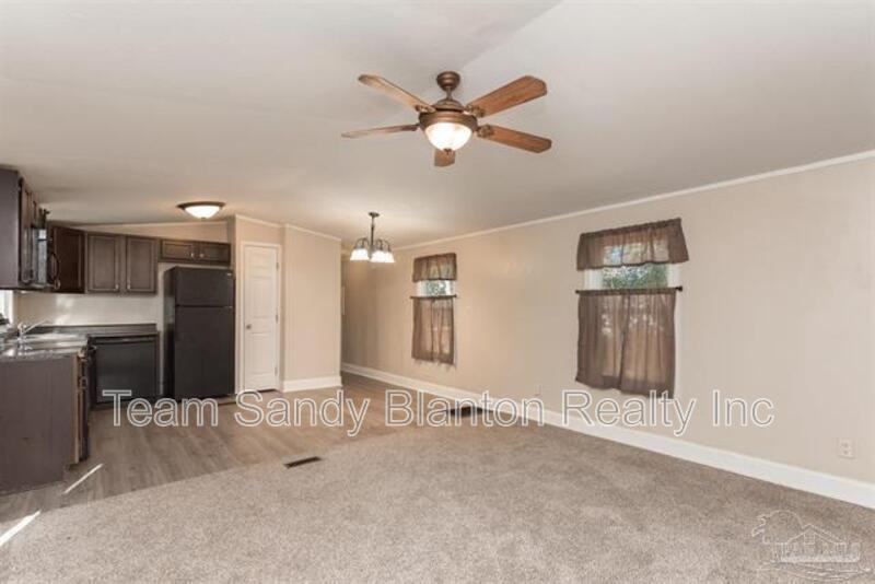 806 Tate Rd - Photo 2 of 22