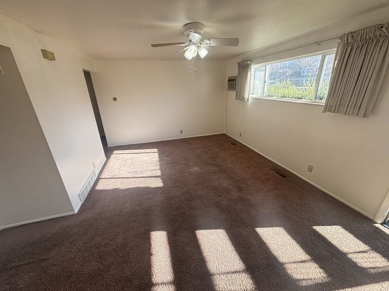 1125 E St - Photo 2 of 16