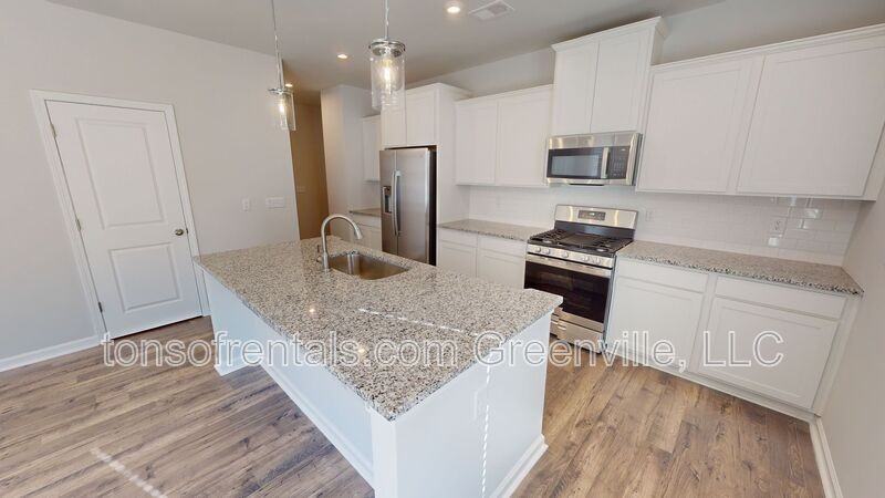 1109 Maridian St - Photo 7 of 21