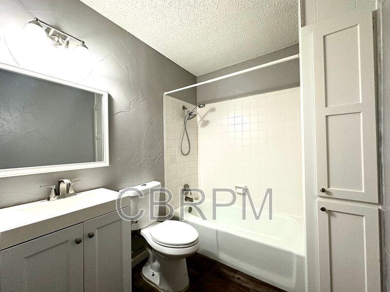 6911 Gary Ave #A - Photo 5 of 10