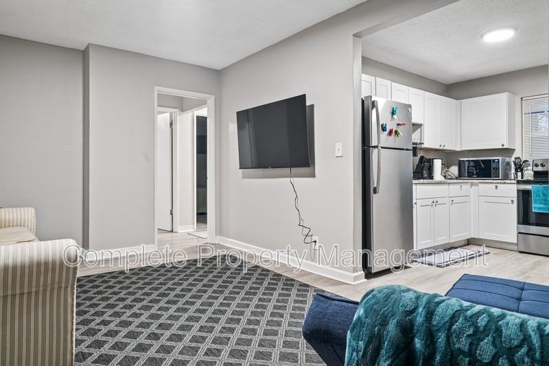 233 Tucker Ave - Photo 3 of 9